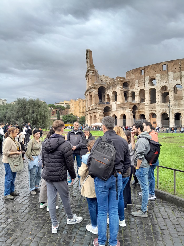 A group of tourists near the Colosseum