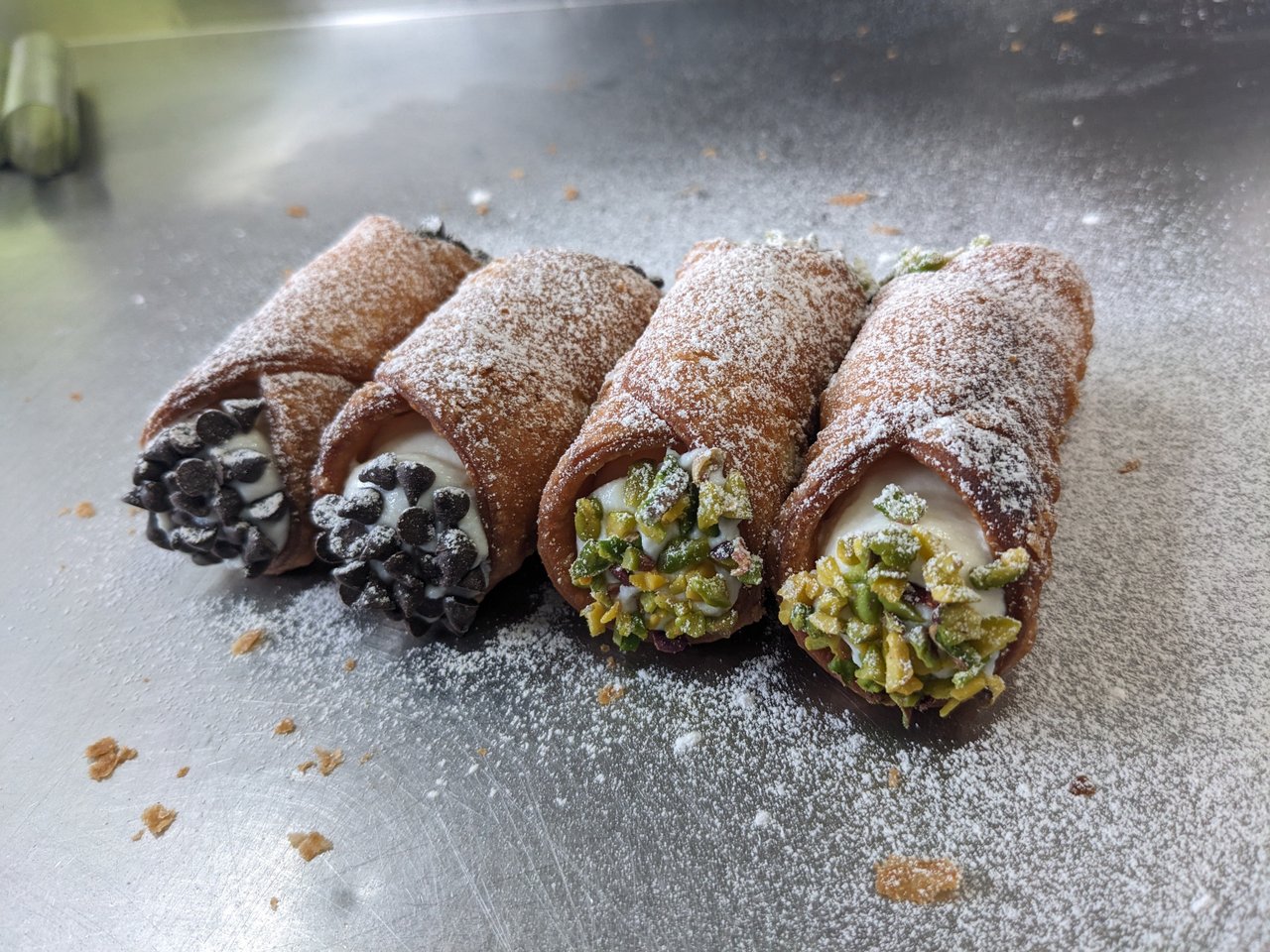 You'll be making Sicilian cannoli on this pastry class in Rome!