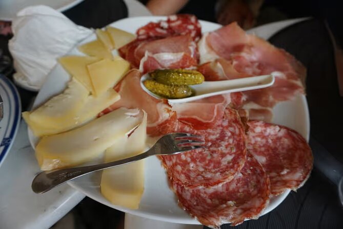 You'll be eating best Tuscan food on this private Florence food tour!