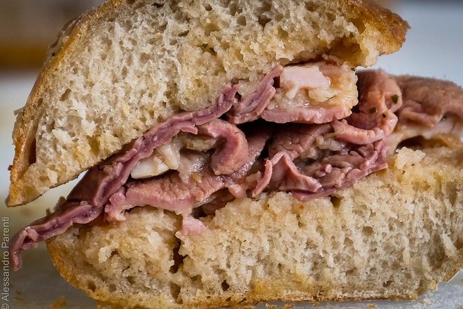 You'll be sampling Lampredotto sandwich on this food tour in Florence!