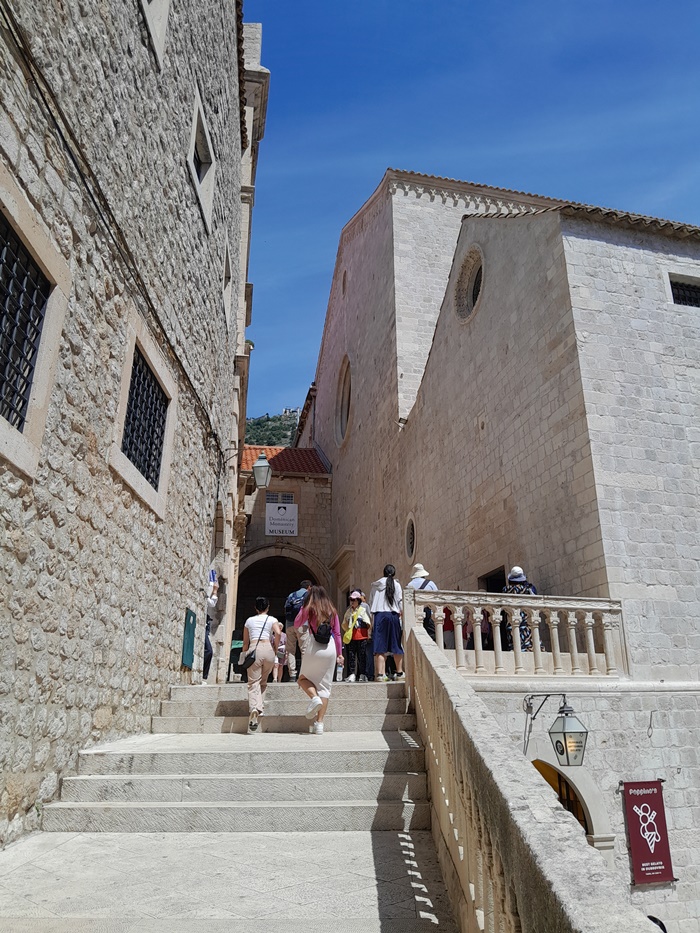Exploring Dubrovnik's Old Town is a true pleasure! Exploring Dubrovnik's Old Town is a true pleasure!