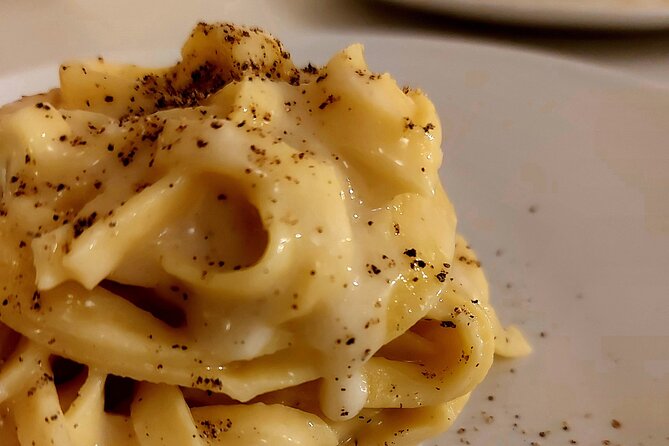 You'll be making fettuccine with cacio e pepe sauce on this Rome cooking class!