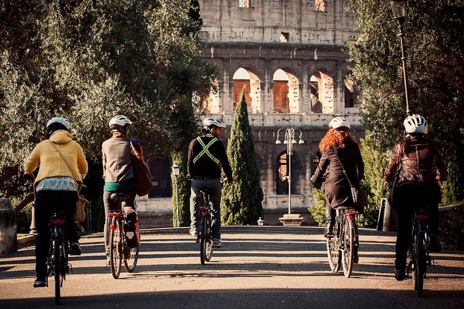Explore Rome in a day on two wheels! Explore Rome in a day on two wheels!