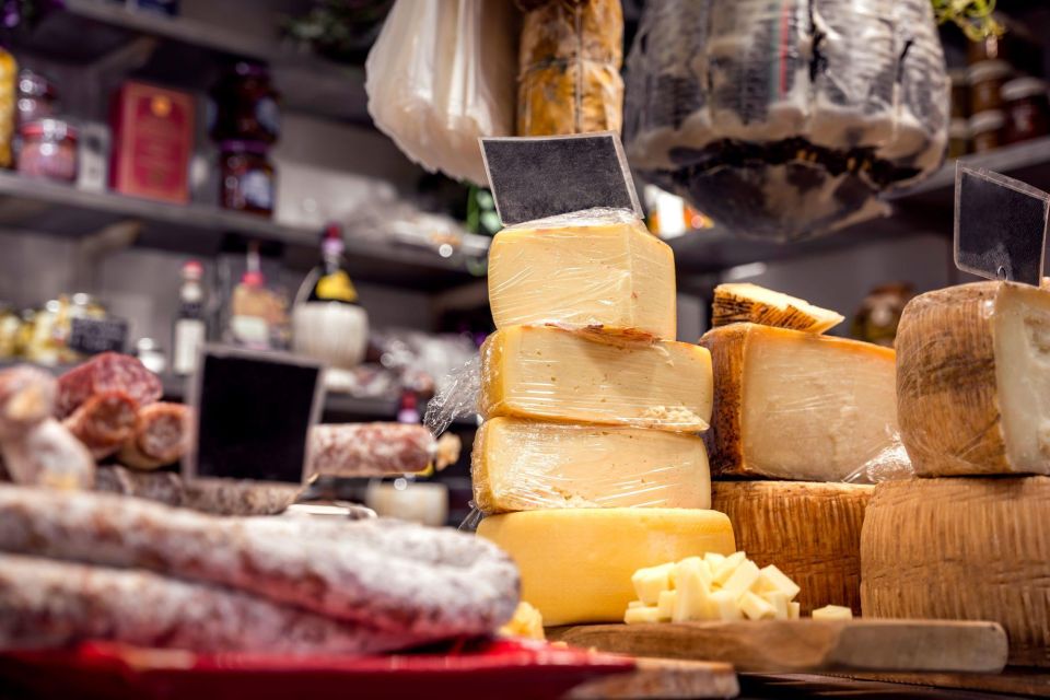 You are going to taste a range of quality food on this Florence food tour!