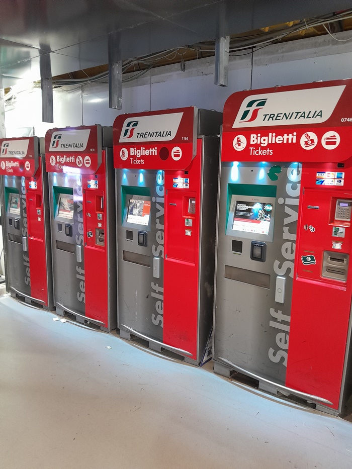 Trenitalia ticket machines at Fiumicino Airport