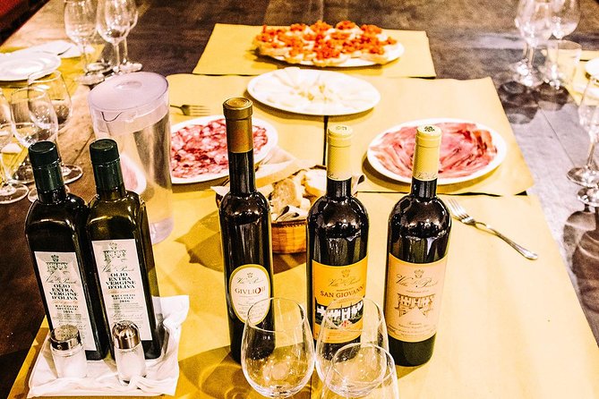 You'll drink great wines and eat appetizing cured meats on this day trip to Tuscan countryside!