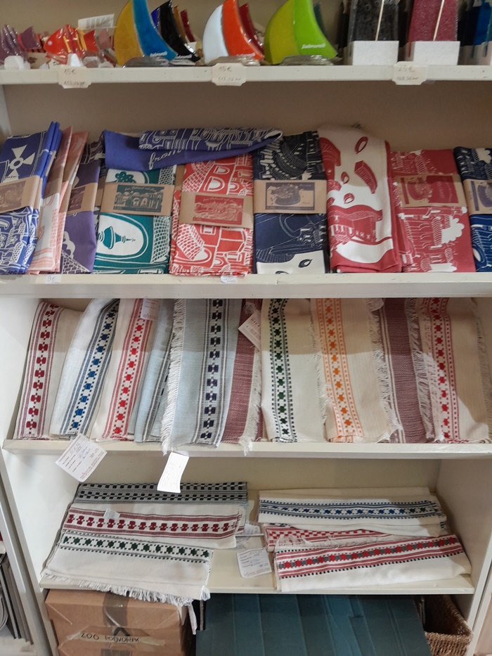 Products with traditional Konavle embroidery